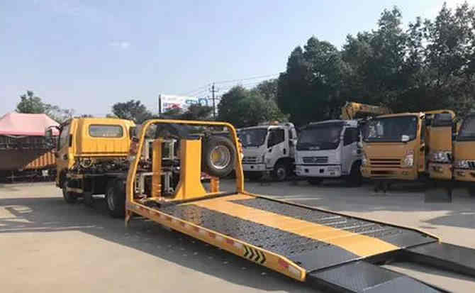 满城区汽车中途维修案例